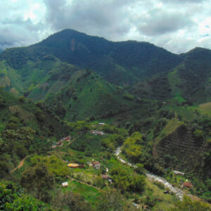 TENA – AVENTURA Y NATURALEZA / Tena – La Mesa  2 DIAS / 1 NOCHE